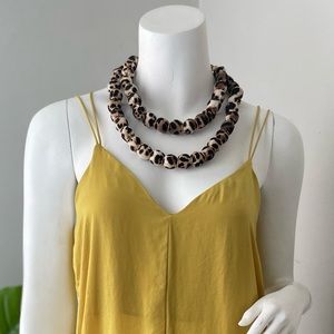 Stylish leopard necklace